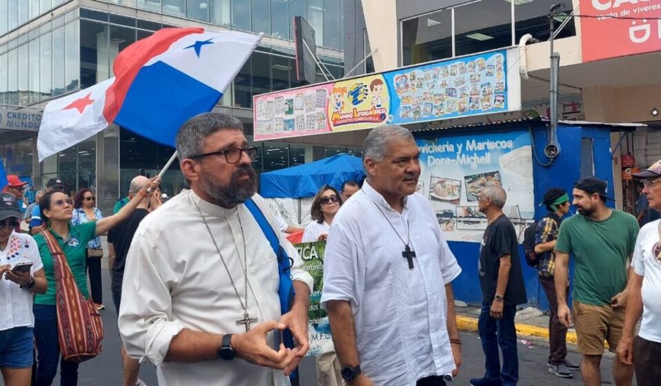 Marcha Panamá contra Minería